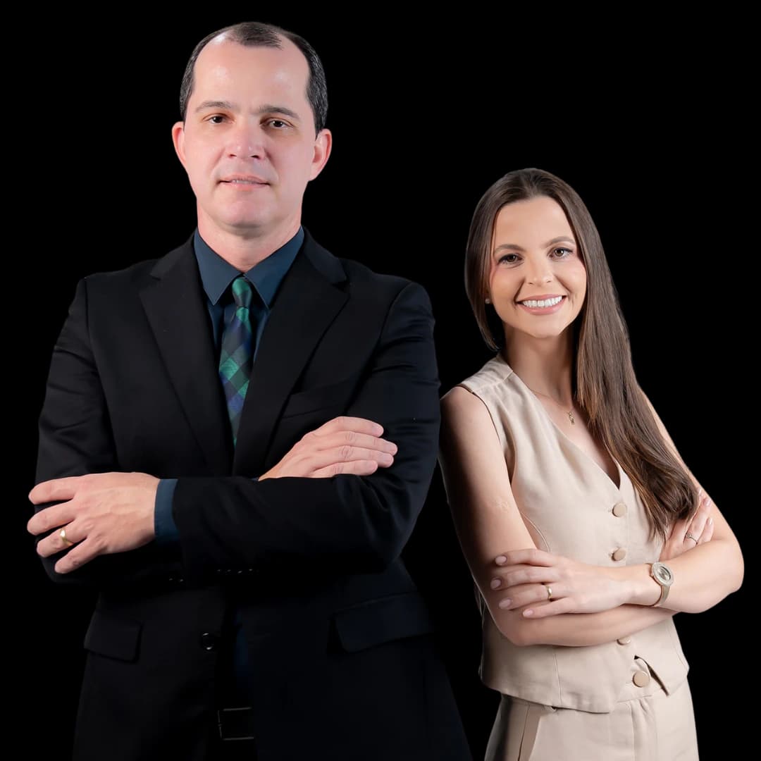 Dr. Herisson Richter e Dra. Tállita Raasch, sócios do Richter & Raasch Advogados